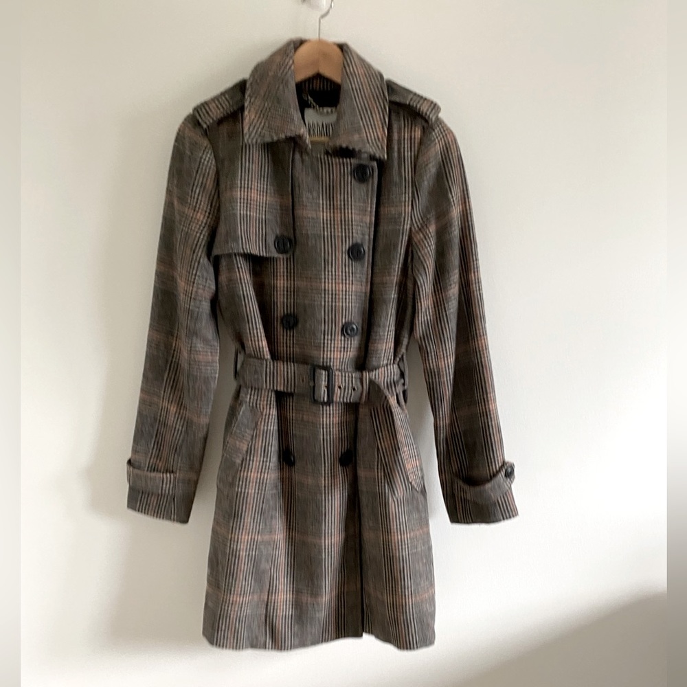 BB Dakota houndstooth coat